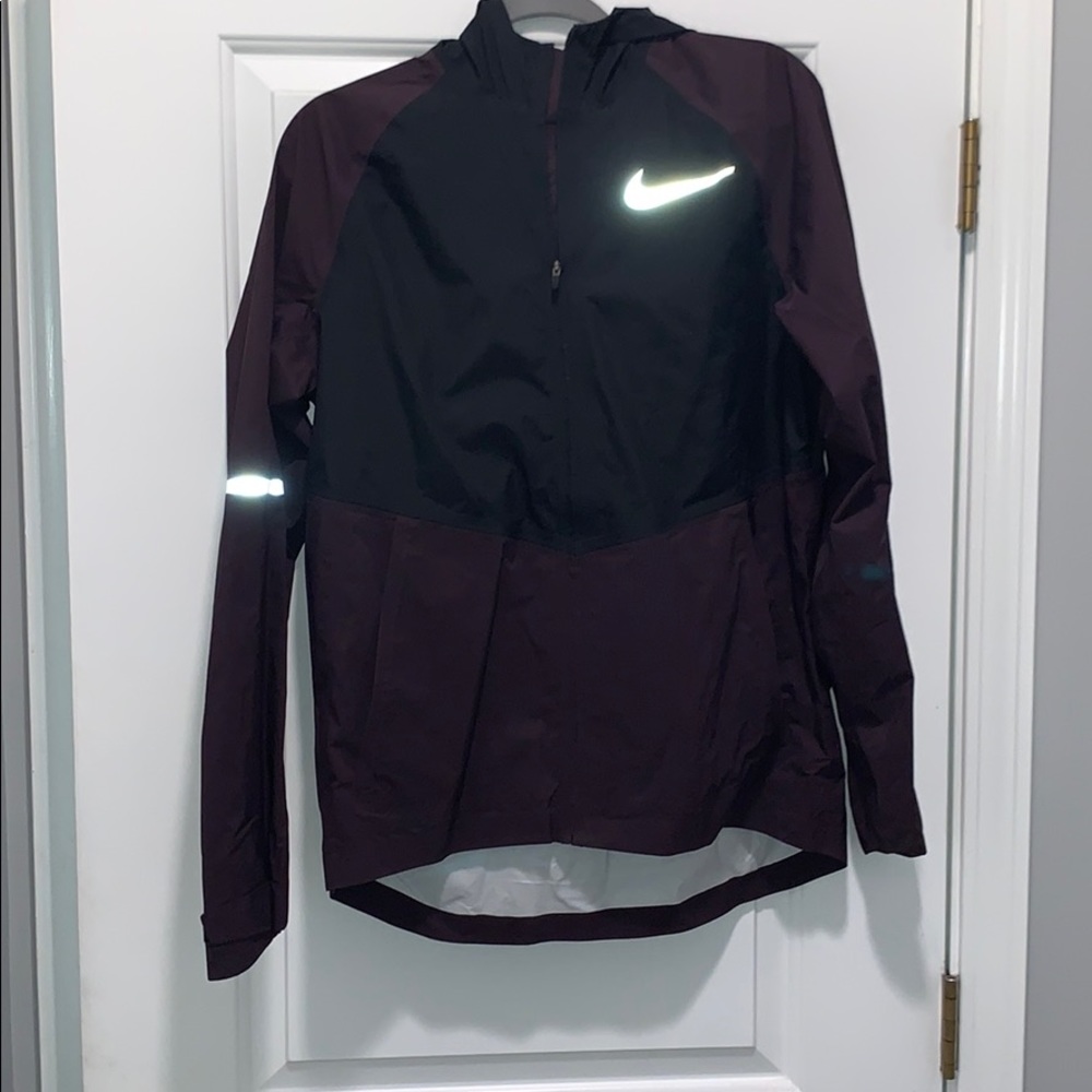 Nike aeroshield jacket
